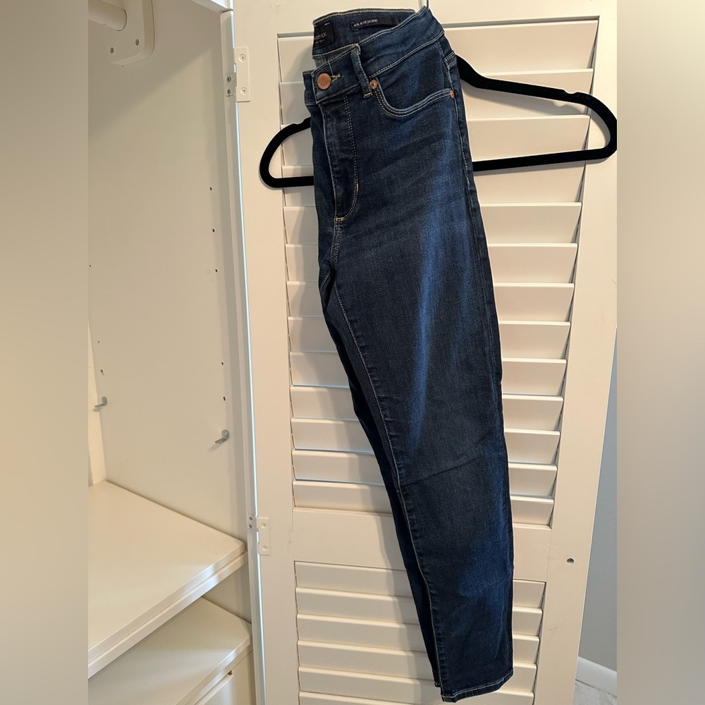 Banana Republic Mid-Rise Skinny 27